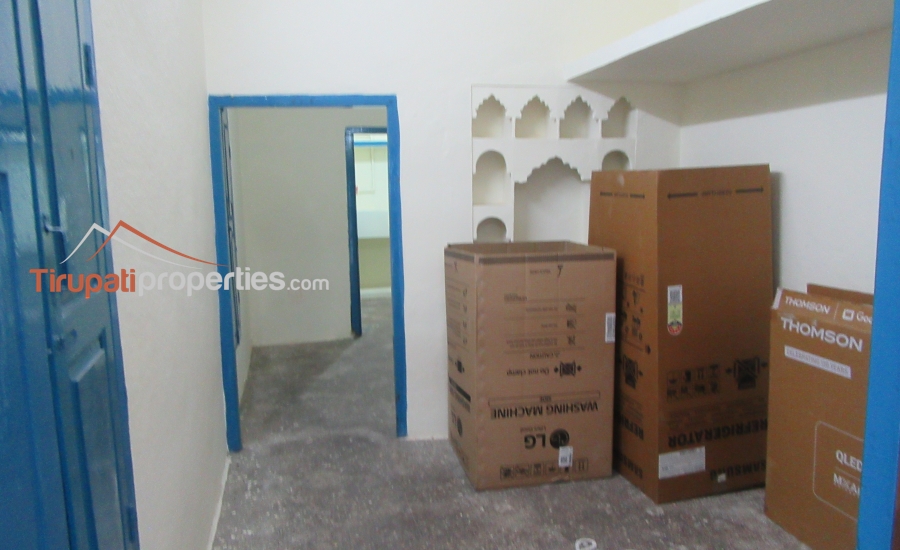 20 Anks West Facing Old G + 1 Floors #OldHouseforSale at Only Land Cost in Korlagunta, #Tirupati